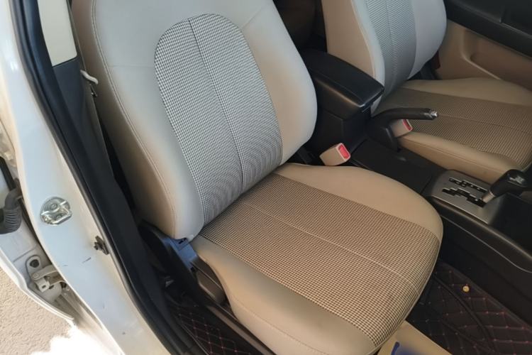 Used Hyundai Celesta 2015 1.6L Automatic Comfort Model Right Front Seat