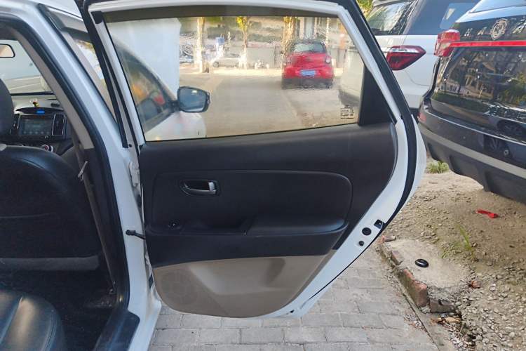 Used Hyundai Celesta 2015 1.6L Automatic Comfort Model Right Rear Door Interior