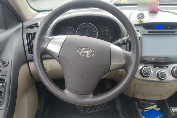 Used Hyundai Celesta 2015 1.6L Manual Comfort Model Steering Wheel