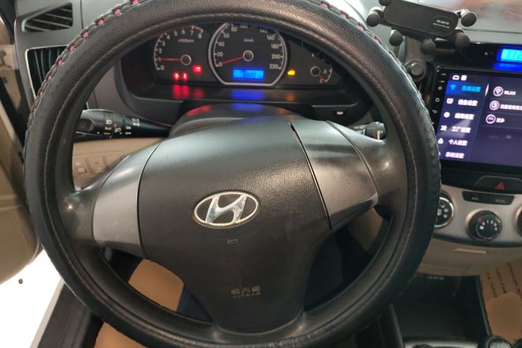 Used Hyundai Celesta 2015 1.6L Manual Comfort Model Steering Wheel
