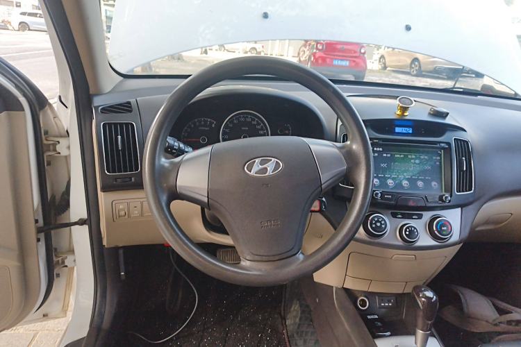 Used Hyundai Celesta 2015 1.6L Automatic Comfort Model Steering Wheel