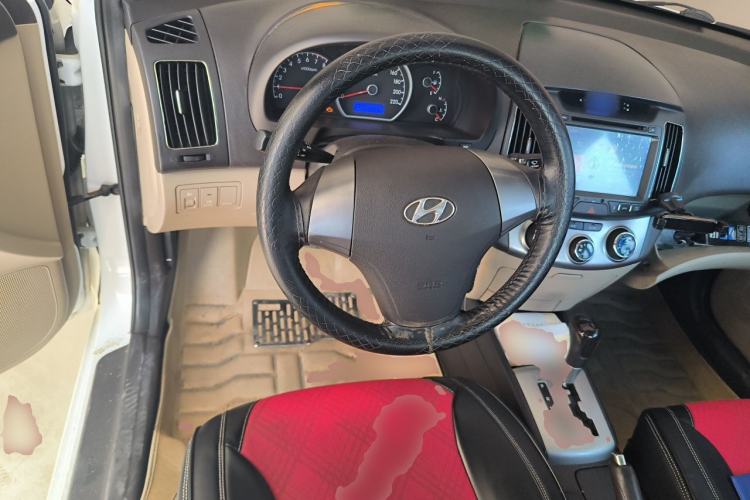 Used Hyundai Celesta 2015 1.6L Automatic Comfort Model Steering Wheel