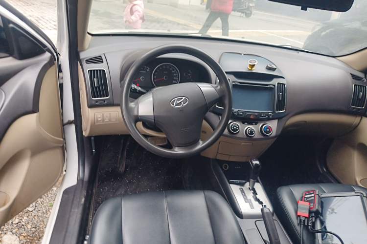 Used Hyundai Celesta 2015 1.6L Automatic Comfort Model Steering Wheel