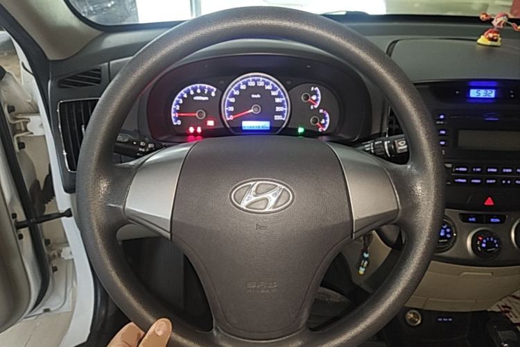 Used Hyundai Celesta 2015 1.6L Automatic Comfort Model Steering Wheel