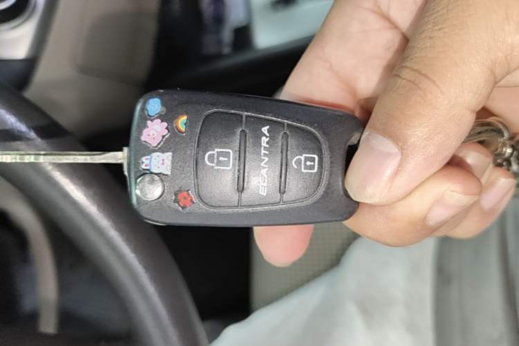 Used Hyundai Celesta 2015 1.6L Automatic Comfort Model Vehicle Key