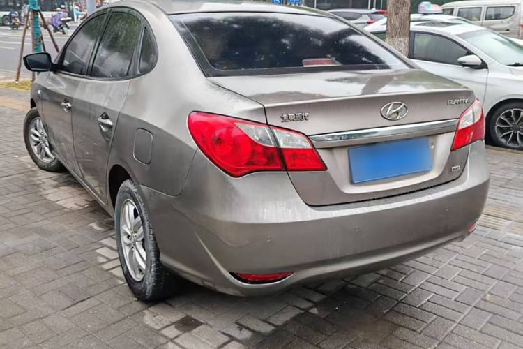 Used Hyundai Celesta 2015 1.6L Automatic Comfort Model Exterior 2