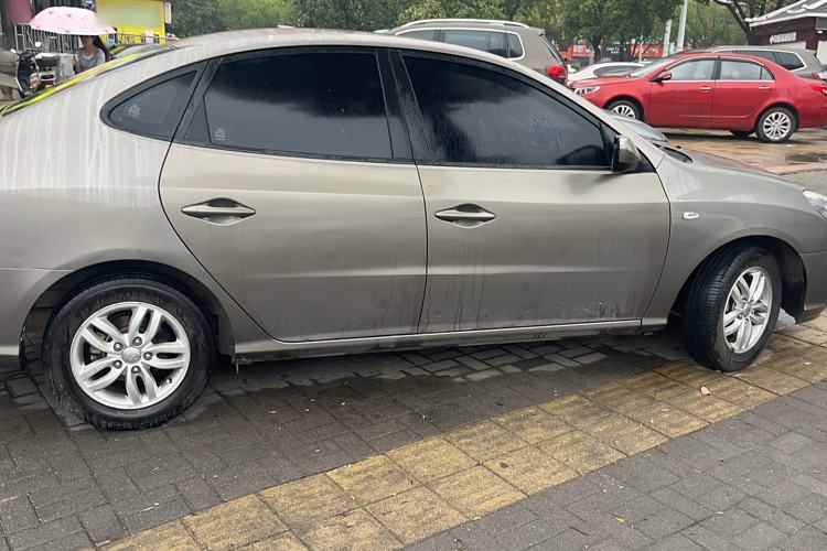 Used Hyundai Celesta 2015 1.6L Automatic Comfort Model Exterior 5