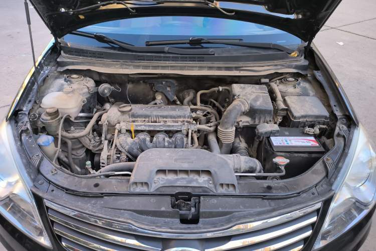 Used Hyundai Celesta 2016 1.6L Manual Joy Edition Engine Bay