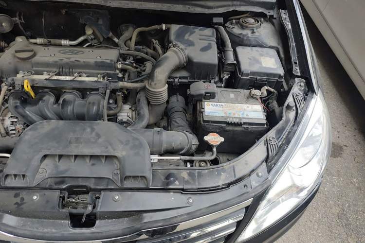 Used Hyundai Celesta 2016 1.6L Manual Joy Edition Engine Bay Left