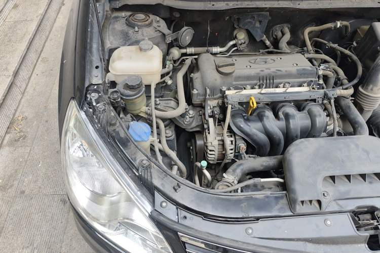 Used Hyundai Celesta 2016 1.6L Manual Joy Edition Engine Bay Right