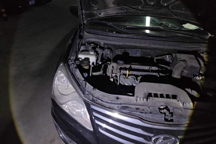 Used Hyundai Celesta 2016 1.6L Manual Joy Edition Engine Bay Right