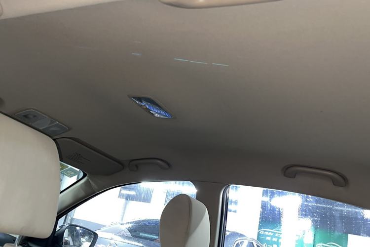Used Hyundai Celesta 2016 1.6L Manual Joy Edition Headliner