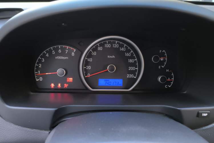Used Hyundai Celesta 2016 1.6L Manual Joy Edition Instrument Cluster
