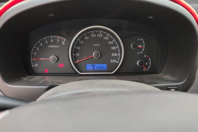 Used Hyundai Celesta 2016 1.6L Manual Joy Edition Instrument Cluster