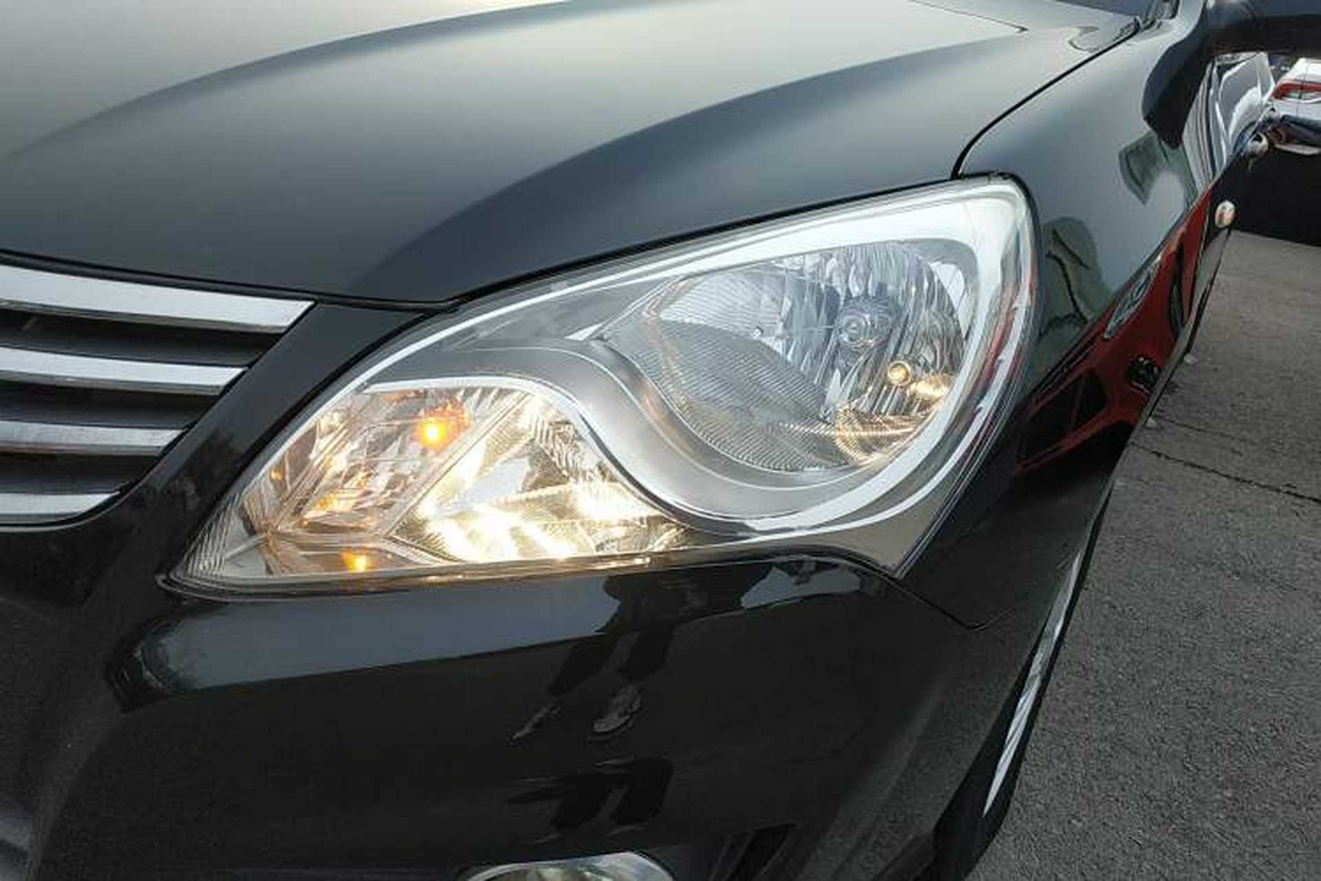 Used Hyundai Celesta 2016 1.6L Manual Jia Yue Sunroof Edition Left Front Headlight