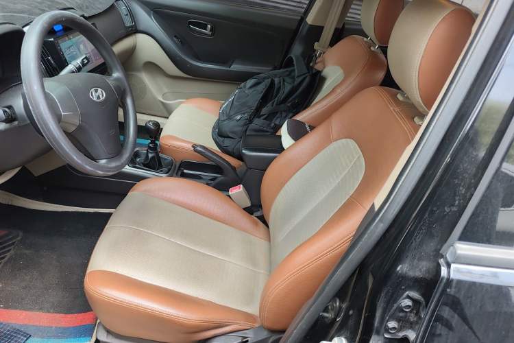 Used Hyundai Celesta 2016 1.6L Manual Joy Edition Left Front Seat
