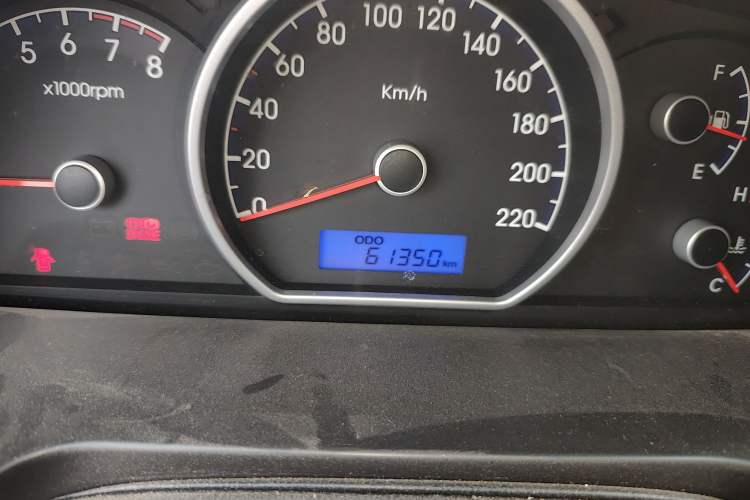 Used Hyundai Celesta 2016 1.6L Manual Joy Edition Odometer Close Up