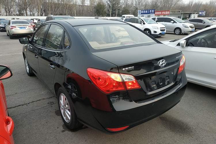 Used Hyundai Celesta 2016 1.6L Manual Jia Yue Sunroof Edition Rear Left 45 Deg