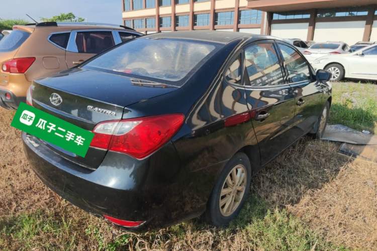 Used Hyundai Celesta 2016 1.6L Manual Joy Edition Rear Right 45 Deg