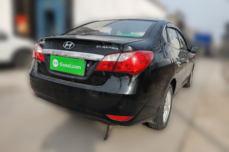 Used Hyundai Celesta 2016 1.6L Manual Joy Edition Rear Right 45 Deg
