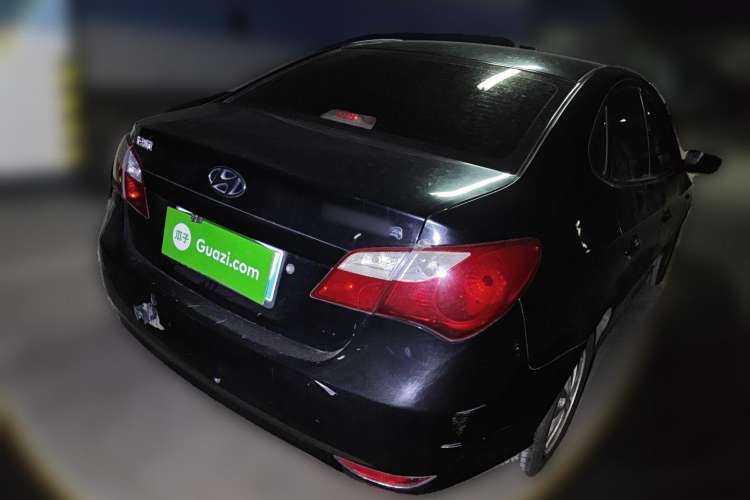Used Hyundai Celesta 2016 1.6L Manual Joy Edition Rear Right 45 Deg