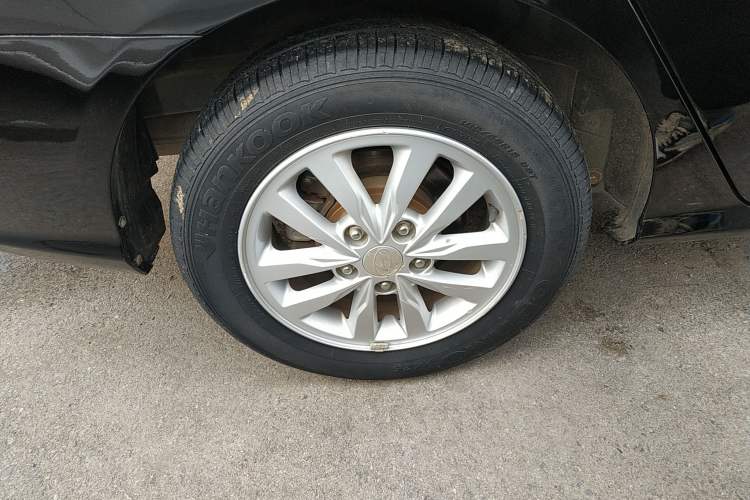 Used Hyundai Celesta 2016 1.6L Manual Jia Yue Sunroof Edition Right Rear Wheel Hub
