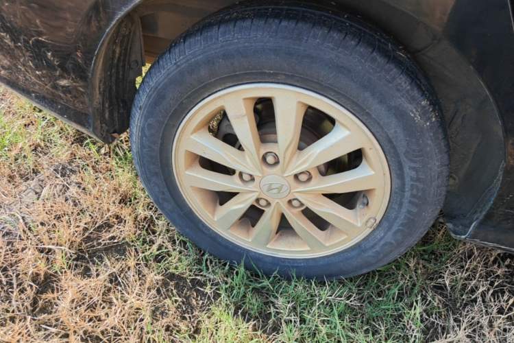 Used Hyundai Celesta 2016 1.6L Manual Joy Edition Right Rear Wheel Hub