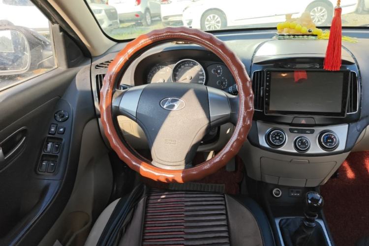 Used Hyundai Celesta 2016 1.6L Manual Joy Edition Steering Wheel