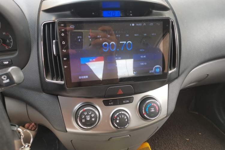 Used Hyundai Celesta 2016 1.6L Manual Joy Edition Audio And AC Panel