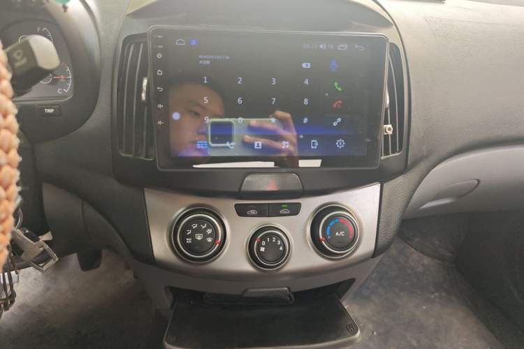 Used Hyundai Celesta 2016 1.6L Manual Joy Edition Audio And AC Panel
