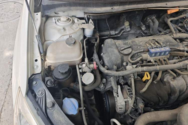 Used Hyundai Celesta 2016 1.6L Manual Joy Edition Engine Bay Right