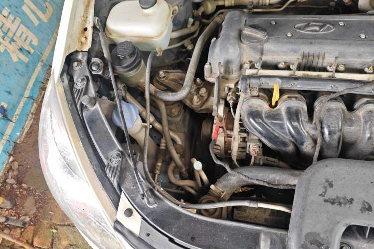 Used Hyundai Celesta 2016 1.6L Manual Joy Edition Engine Bay Right