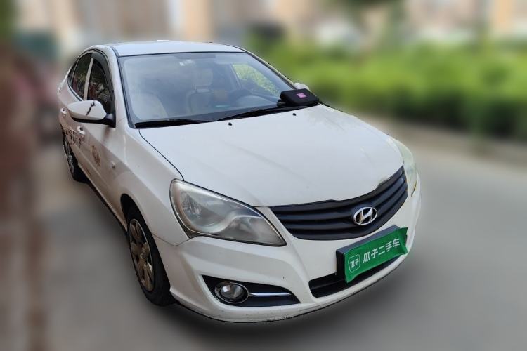 Used Hyundai Celesta 2016 1.6L Manual Joy Edition Front Right 45 Deg