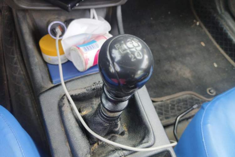 Used Hyundai Celesta 2016 1.6L Manual Joy Edition Gear Lever
