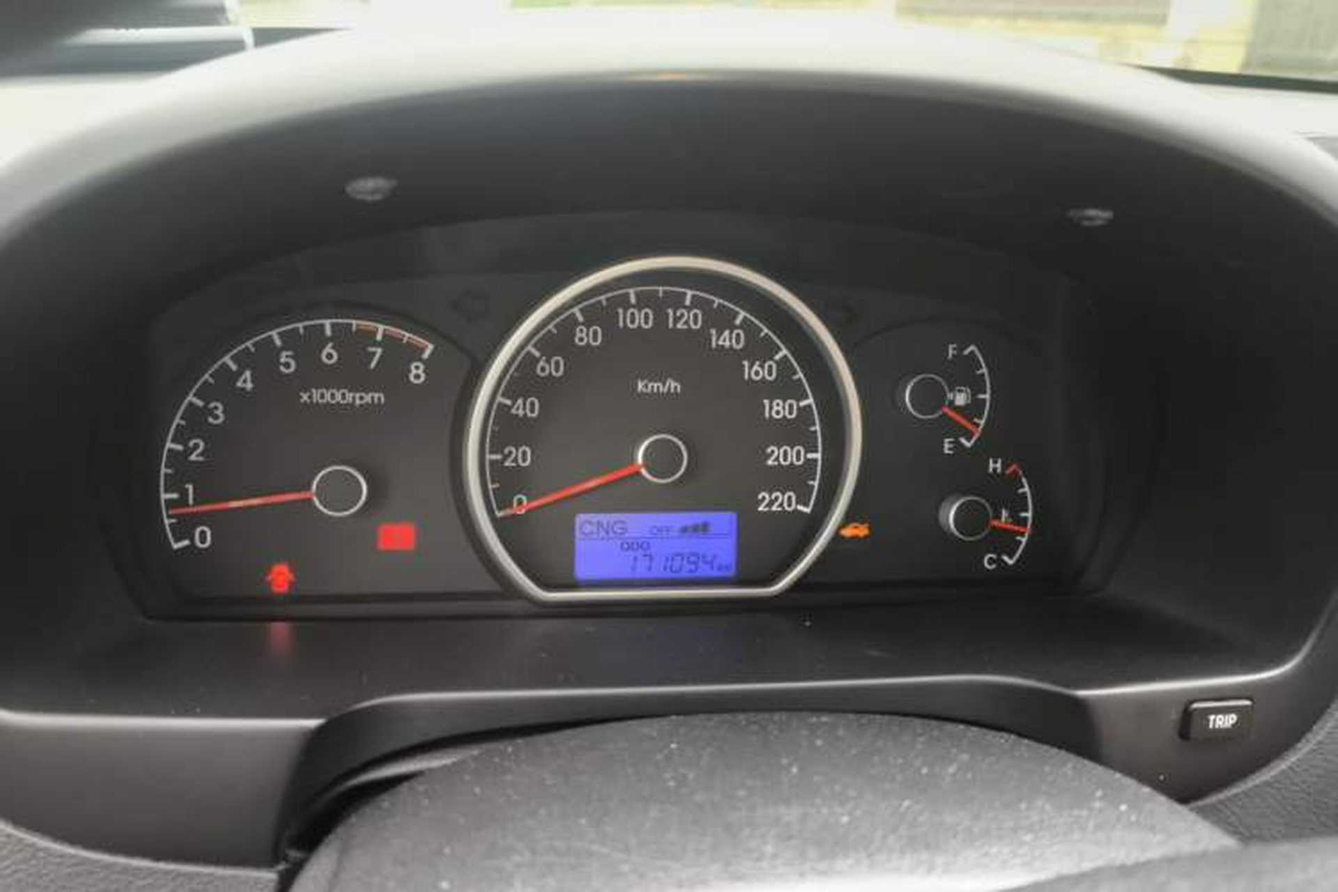 Used Hyundai Celesta 2016 1.6L Manual Joy Edition Instrument Cluster