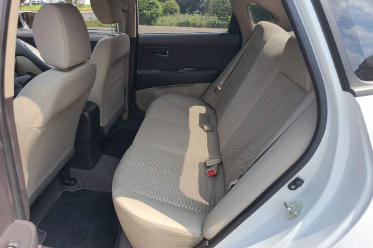 Used Hyundai Celesta 2016 1.6L Manual Jia Yue Sunroof Edition Left Rear Seat