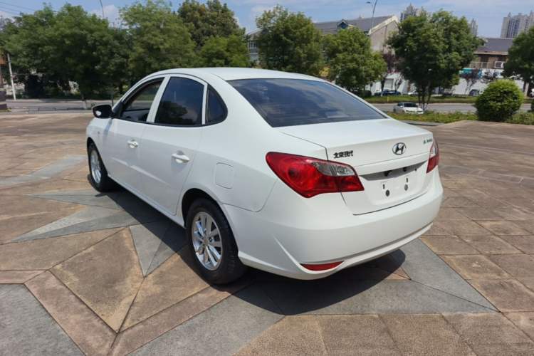 Used Hyundai Celesta 2016 1.6L Manual Jia Yue Sunroof Edition Rear Left 45 Deg