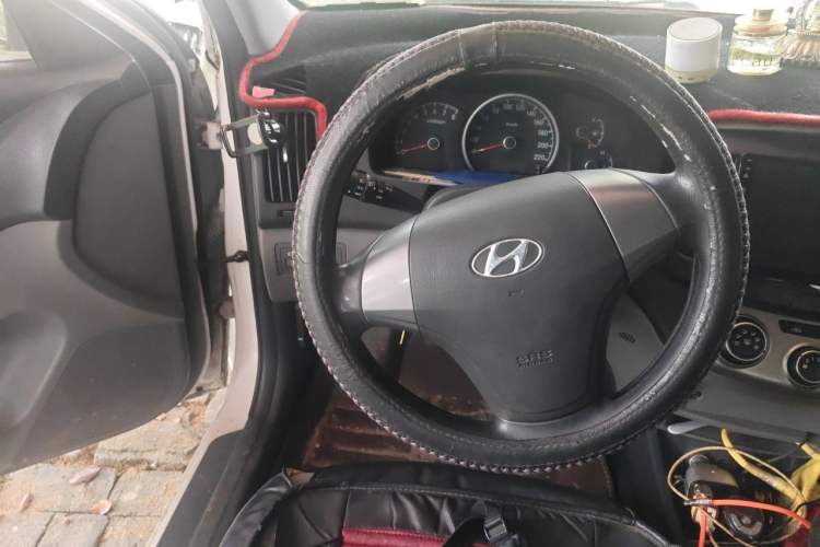Used Hyundai Celesta 2016 1.6L Manual Joy Edition Steering Wheel