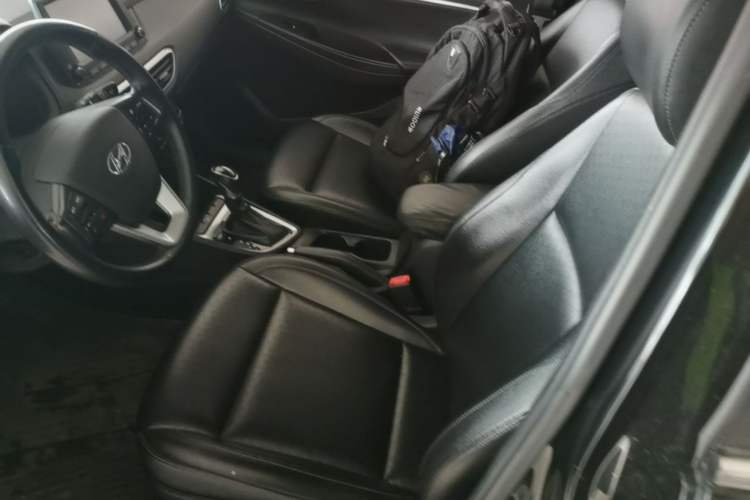 Used Hyundai Celesta 2017 1.6L Automatic Yueshin Edition DLX Left Front Seat