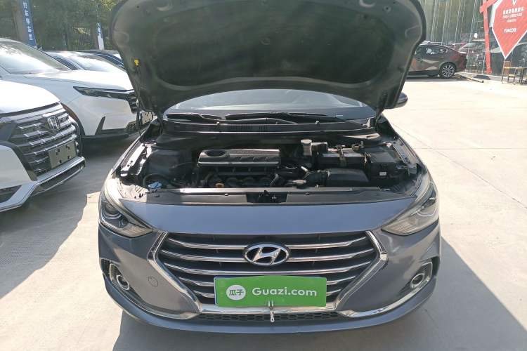Used Hyundai Celesta 2017 1.6L Automatic Yueshin Edition DLX Engine Bay