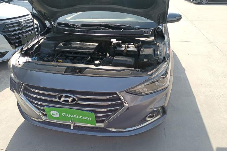 Used Hyundai Celesta 2017 1.6L Automatic Yueshin Edition DLX Engine Bay Left