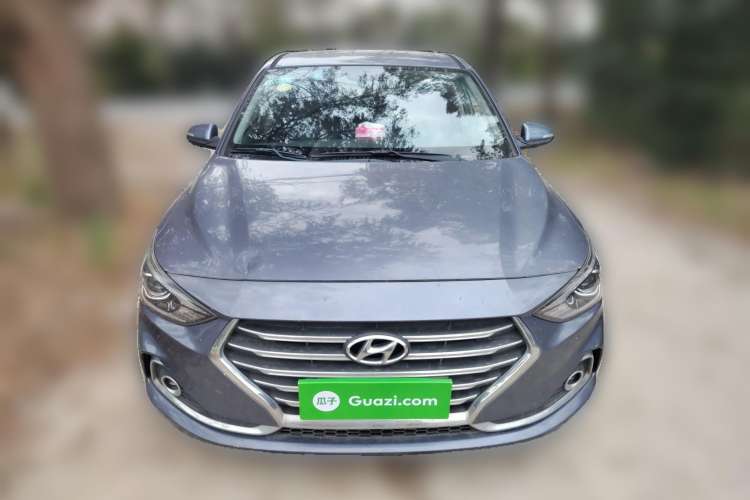 Used Hyundai Celesta 2017 1.6L Manual Joyful Edition DLX Front