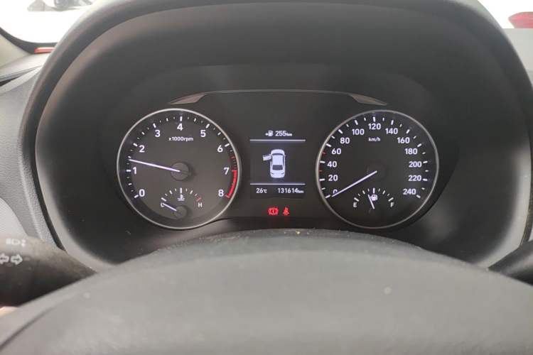 Used Hyundai Celesta 2017 1.6L Manual Joyful Edition DLX Instrument Cluster