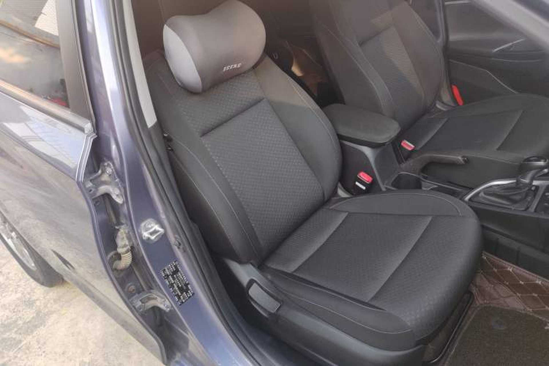 Used Hyundai Celesta 2017 1.6L Automatic Enjoyment Version GLS Right Front Seat