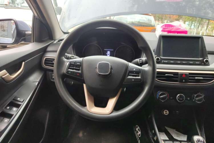 Used Hyundai Celesta 2017 1.6L Manual Joyful Edition DLX Steering Wheel
