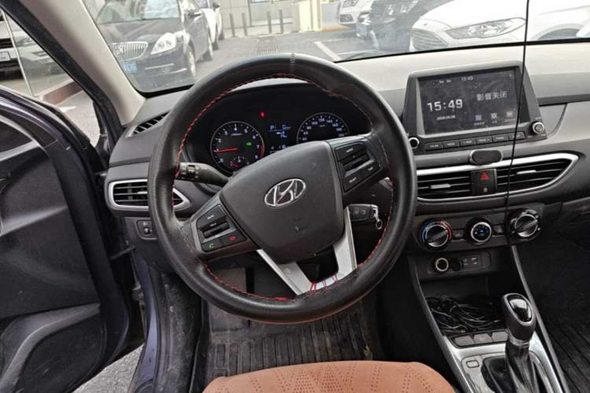 Used Hyundai Celesta 2017 1.6L Automatic Enjoyment Version GLS Steering Wheel