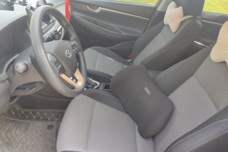 Used Hyundai Celesta 2017 1.6L Automatic Enjoyment Version GLS Left Front Seat