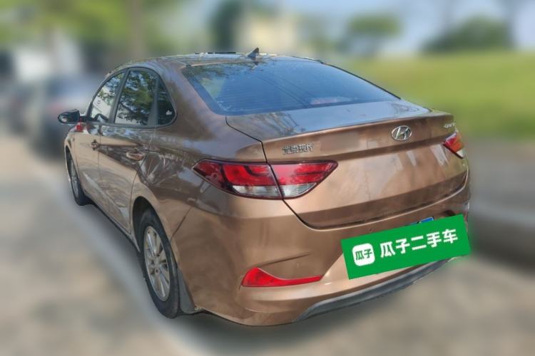 Used Hyundai Celesta 2017 1.6L Automatic Enjoyment Version GLS Rear Left 45 Deg