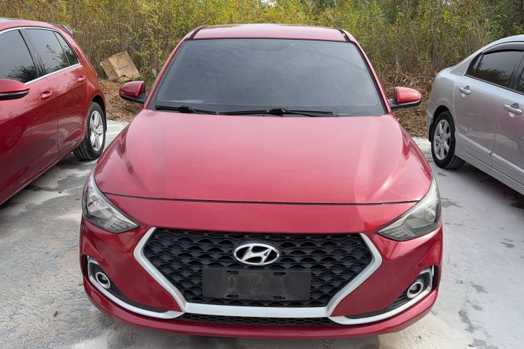 Used Hyundai Celesta 2017 1.6L Manual GL Delight Edition Exterior 1