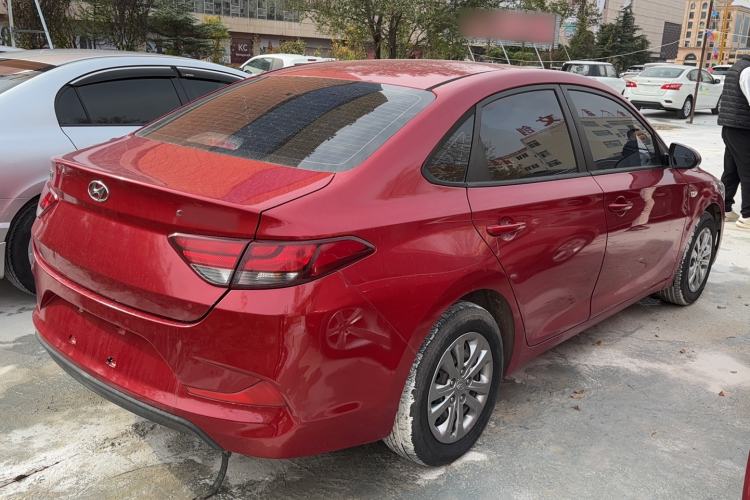 Used Hyundai Celesta 2017 1.6L Manual GL Delight Edition Exterior 3